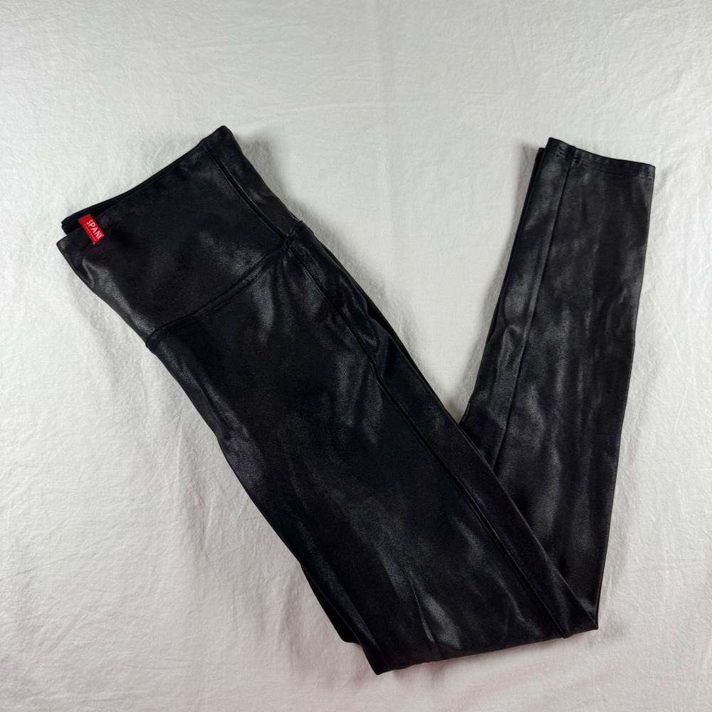 Spanx Women's Size M Petite Matte Black Faux Leather High Waisted Leggings 2437Q